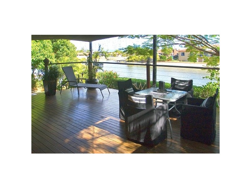 38 Avanti Street, Mermaid Waters QLD 4218