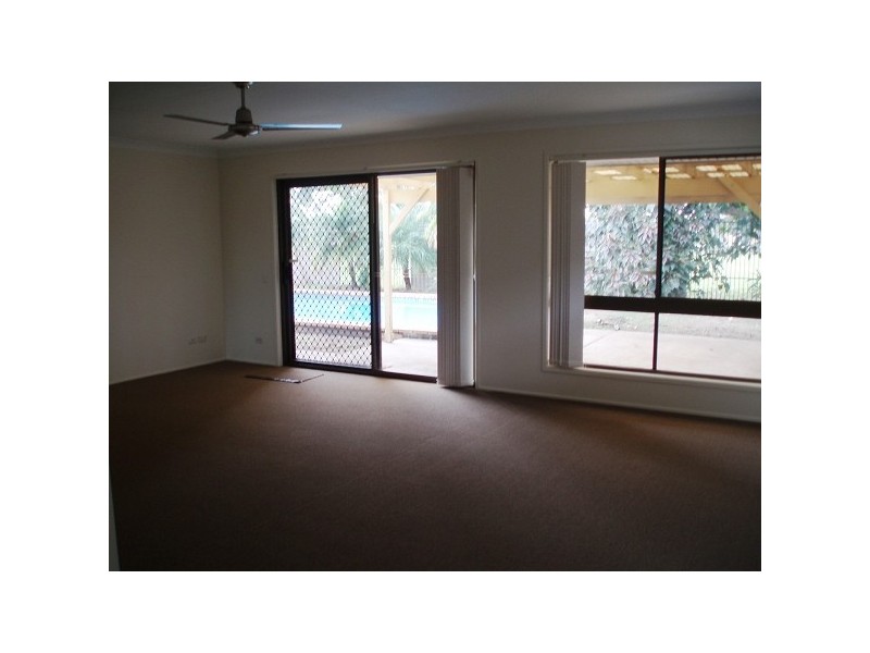 66 Volante Crescent, Mermaid Waters QLD 4218