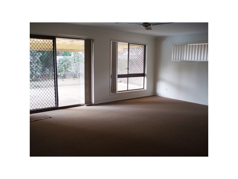 66 Volante Crescent, Mermaid Waters QLD 4218