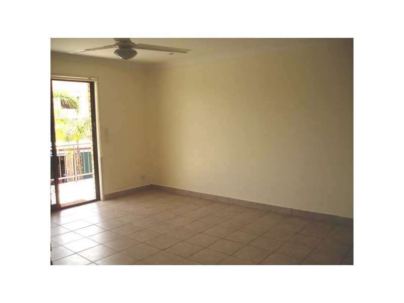 5/12 Duet Drive, Mermaid Waters QLD 4218
