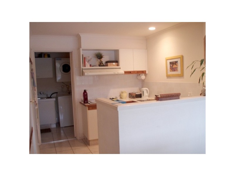 4/27 Dandenong Terrace, Robina QLD 4226