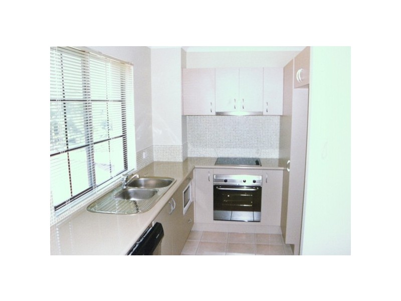 5/7 Sportsman Avenue, Mermaid Beach QLD 4218