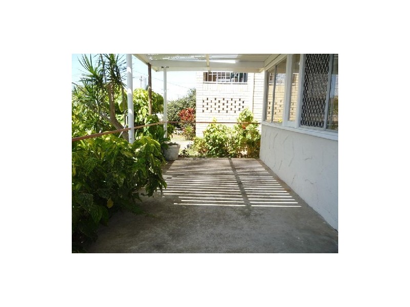 84 Sunshine Parade, Miami QLD 4220