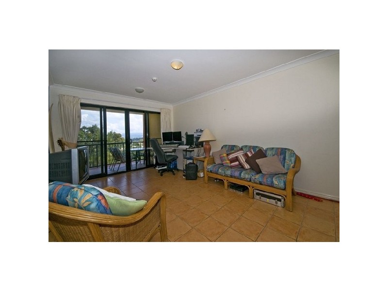 26/1 Great Hall Drive, Miami QLD 4220