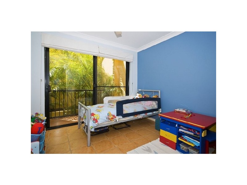 26/1 Great Hall Drive, Miami QLD 4220
