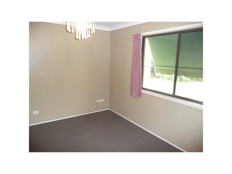 5 Goroka Court, Clear Island Waters QLD 4226