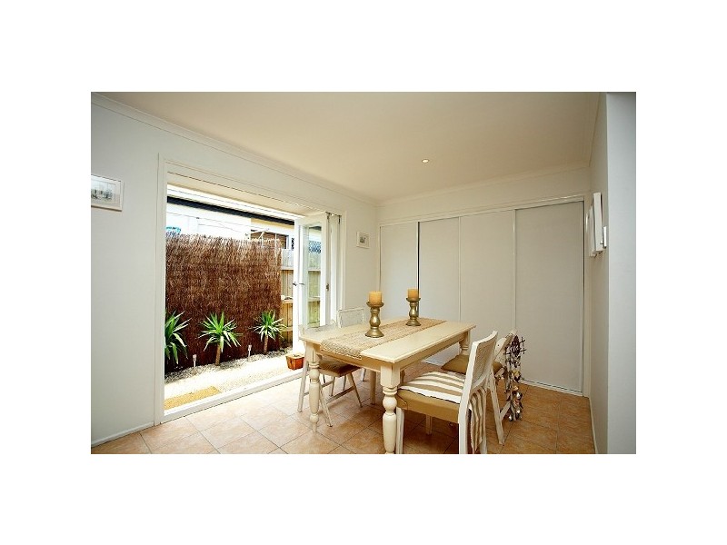 74 Nobby Parade, Miami QLD 4220