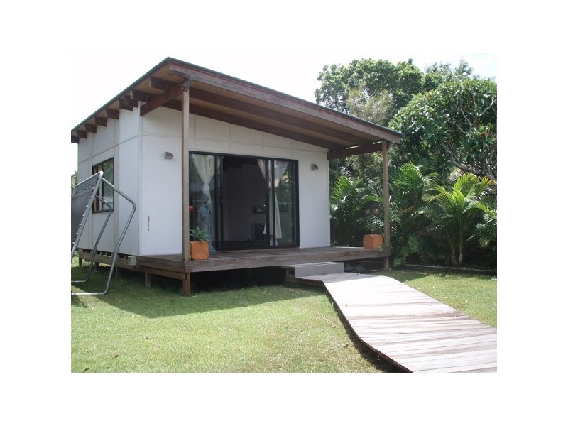 79 Chainey Avenue, Miami QLD 4220