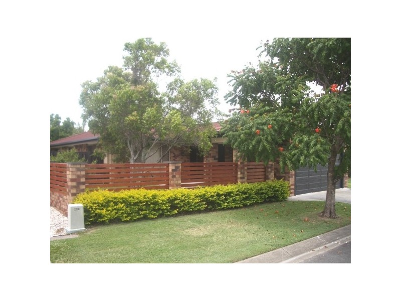 5 Sonama Court, Burleigh Waters QLD 4220