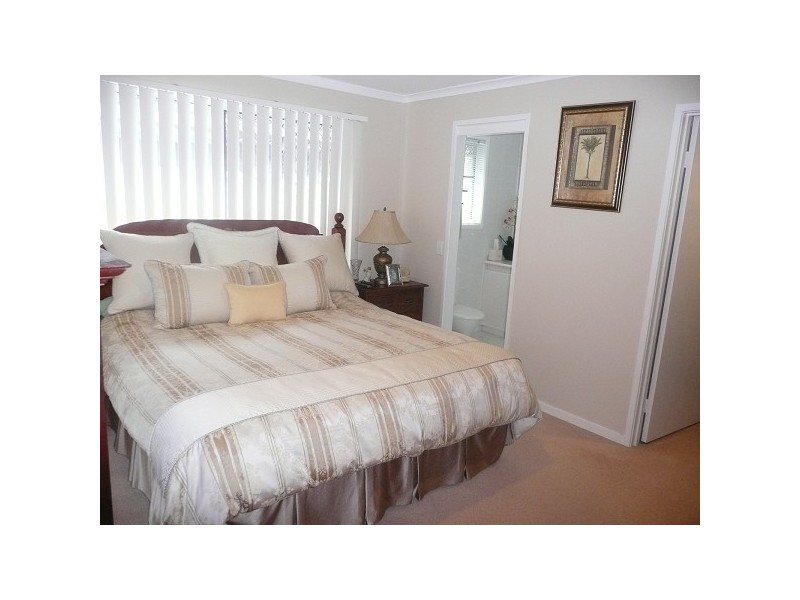 32 Emerton Crescent, Robina QLD 4226