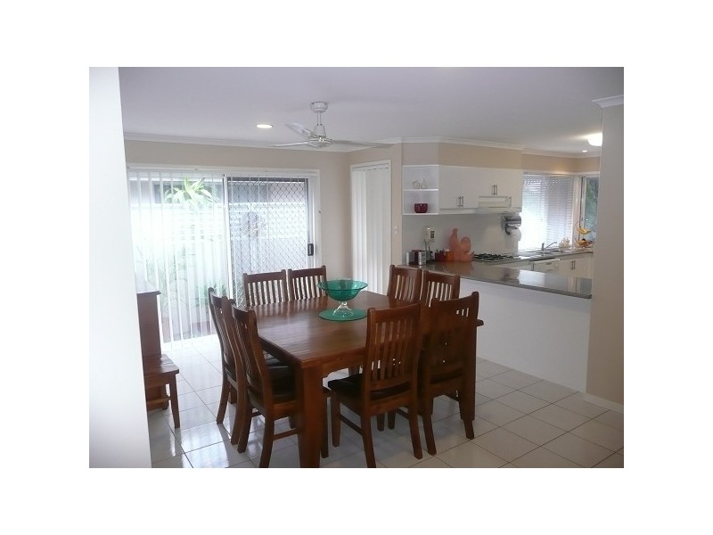 32 Emerton Crescent, Robina QLD 4226