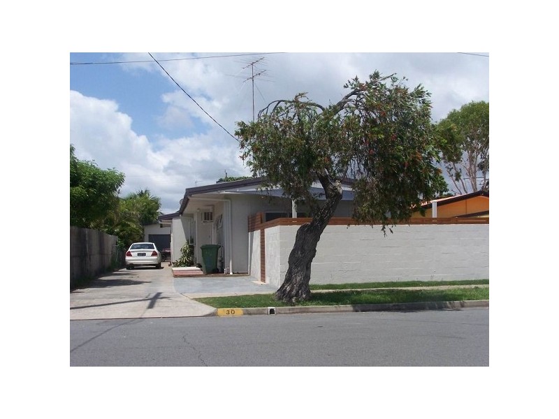 1/30 Nundah Avenue, Miami QLD 4220