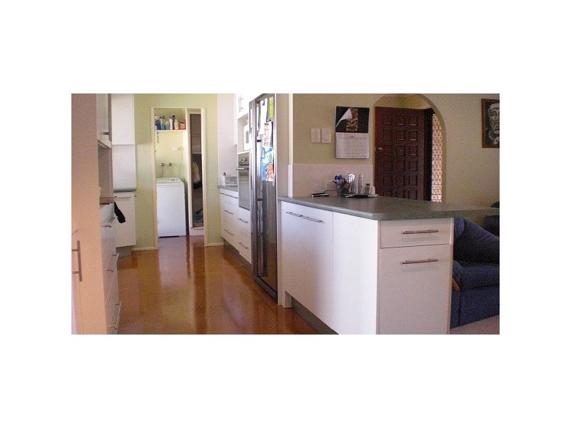 159 Acanthus Avenue, Burleigh Waters QLD 4220