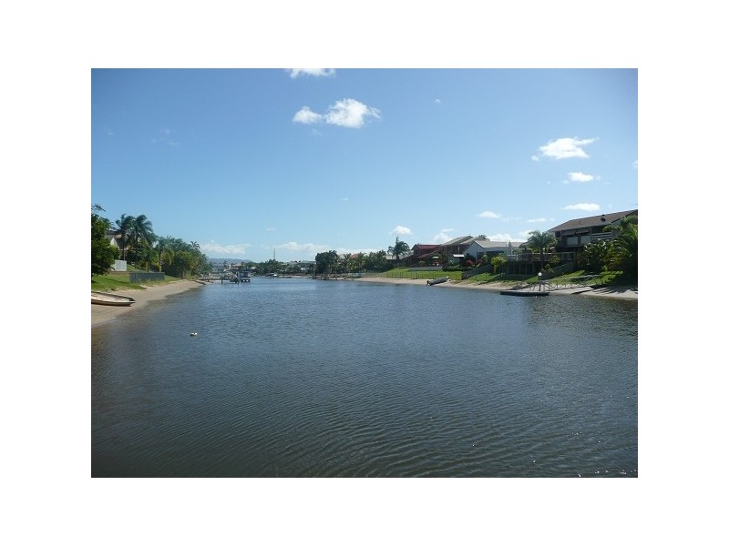 3 Drayton Terrace, Mermaid Waters QLD 4218