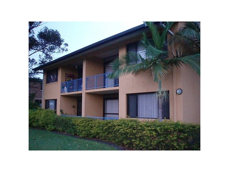 6/4 Oceanic Drive, Mermaid Waters QLD 4218