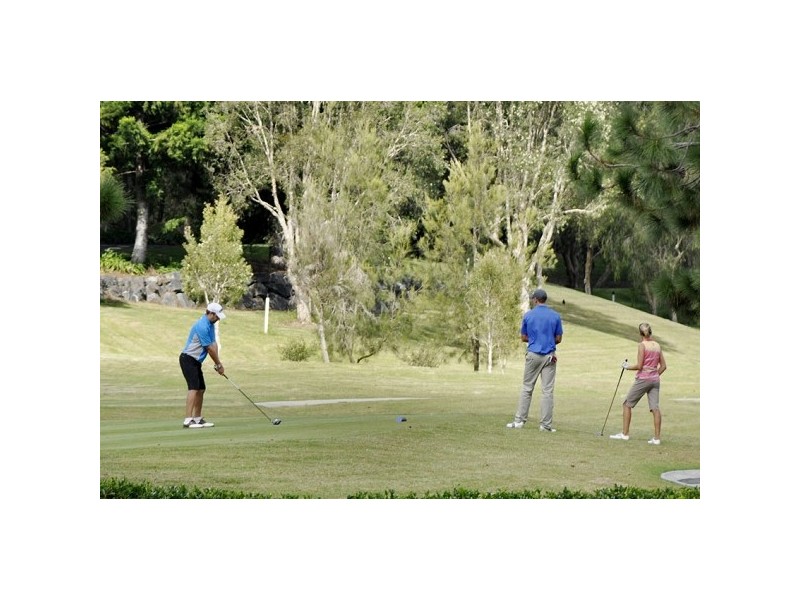 1036 Lakeview Terrace, Royal Pines Resort, Benowa QLD 4217