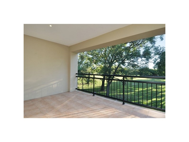 2/24 Nobby Parade, Miami QLD 4220