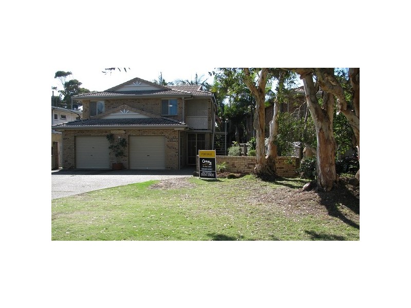 2/33 Riviera Road, Miami QLD 4220