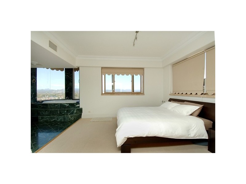 16A Brakes Crescent, Miami QLD 4220