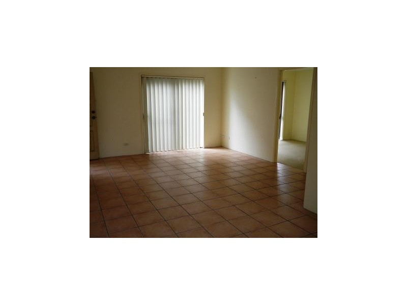 1/35 Albion Ave, Miami QLD 4220