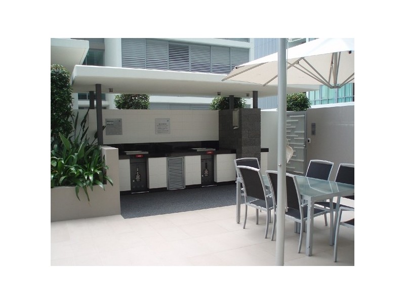 Broadbeach QLD 4218