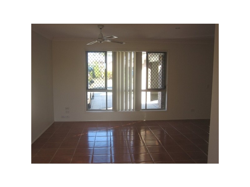 Varsity Lakes QLD 4227