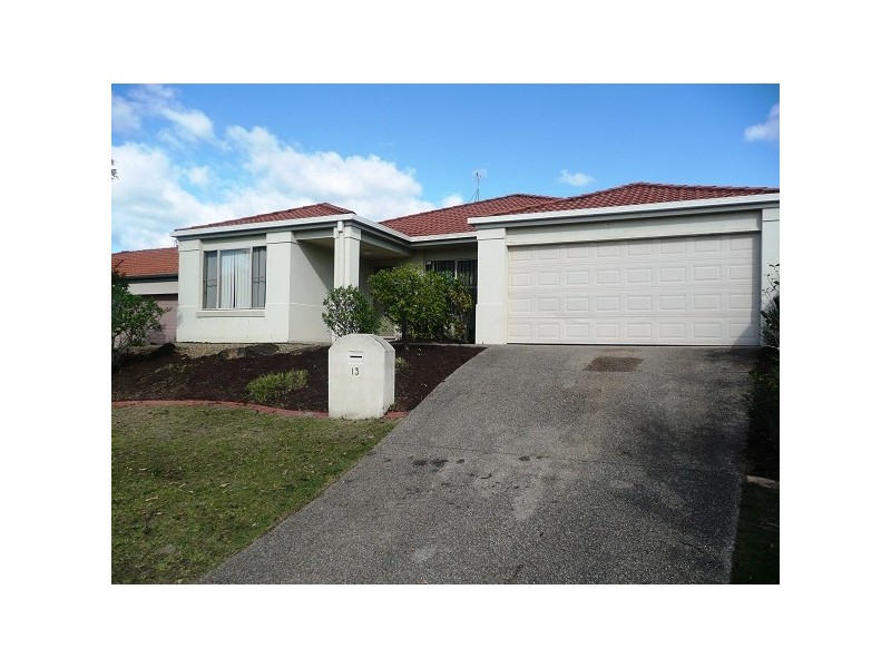 13 Harrow Place, Arundel QLD 4214