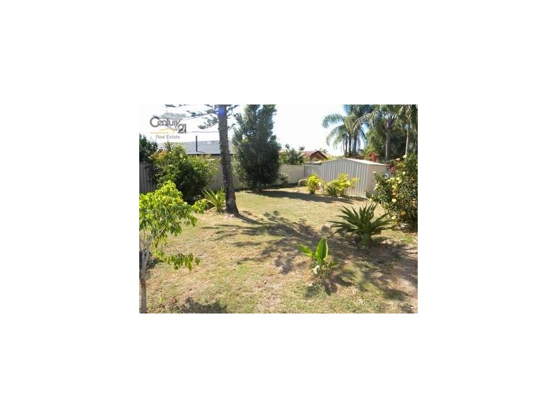 25 Honeyeater Drive, Burleigh Waters QLD 4220