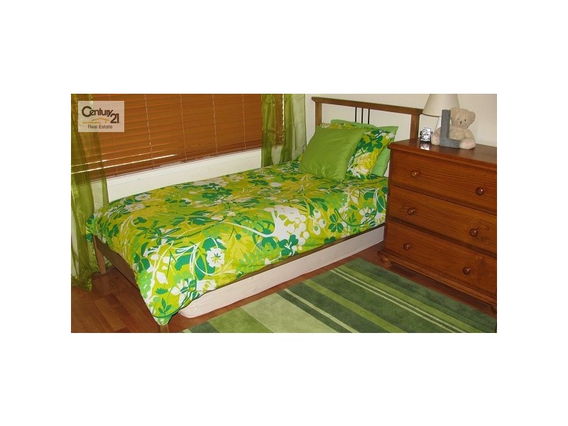 8 Tincurrin Court, Robina QLD 4226