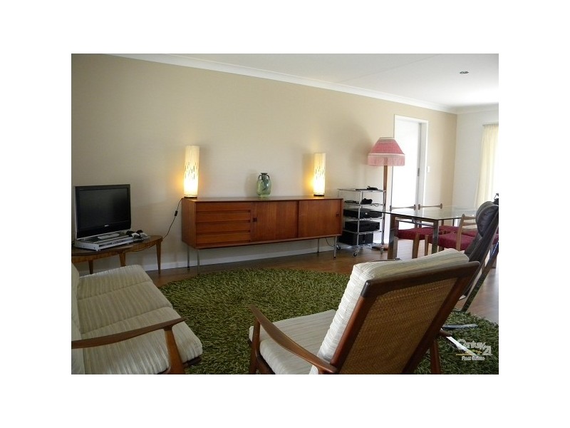 8 Pitta Place, Burleigh Waters QLD 4220