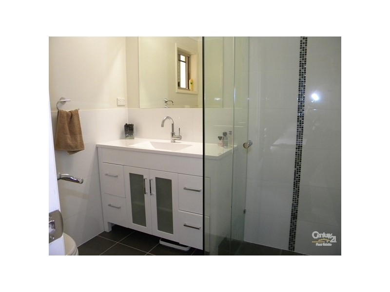 69 Cheltenham Drive, Robina QLD 4226