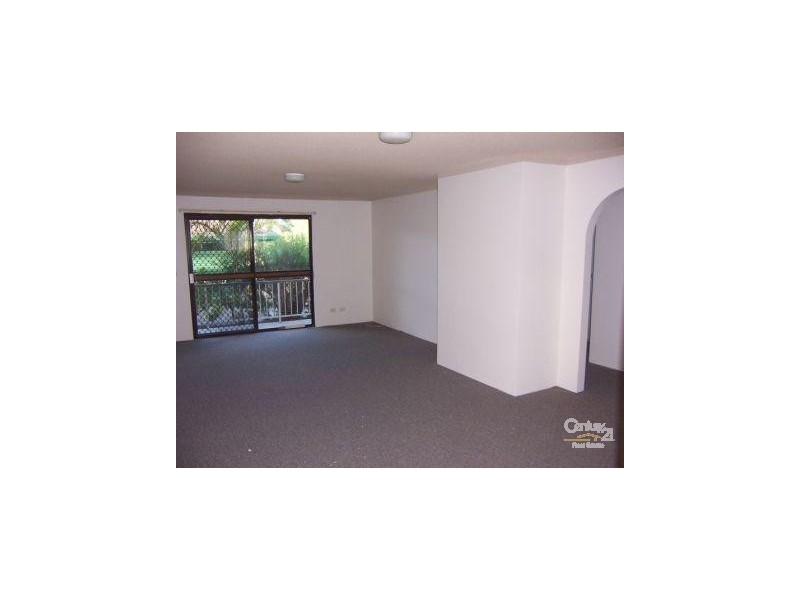 1/11 Duet Drive, Mermaid Waters QLD 4218