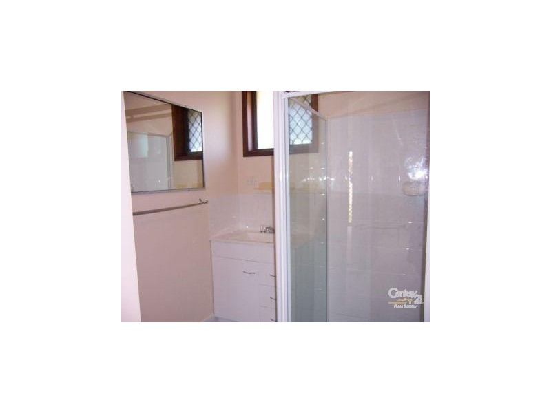 2/9 Falcon Court, Burleigh Waters QLD 4220