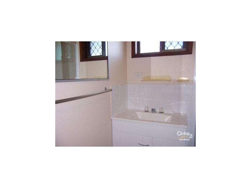 2/9 Falcon Court, Burleigh Waters QLD 4220