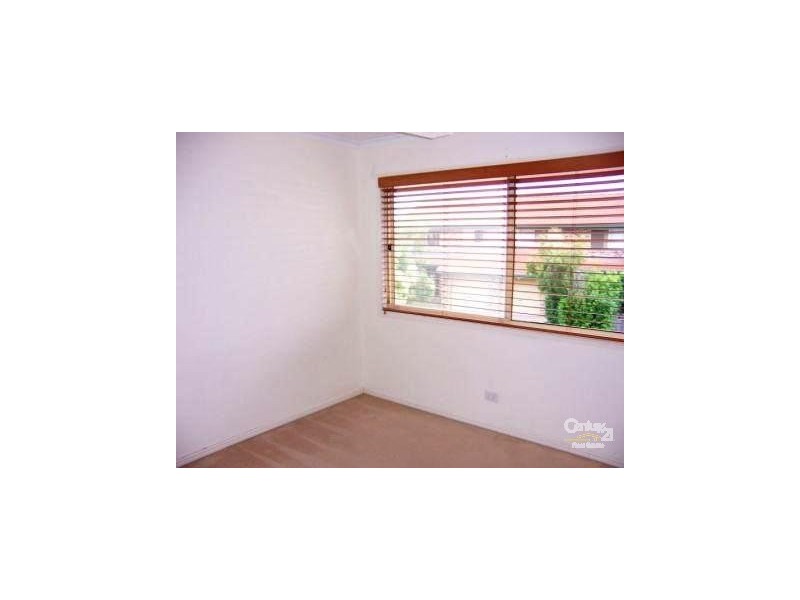 19/1-5 Santa Cruz Blvd, Clear Island Waters QLD 4226