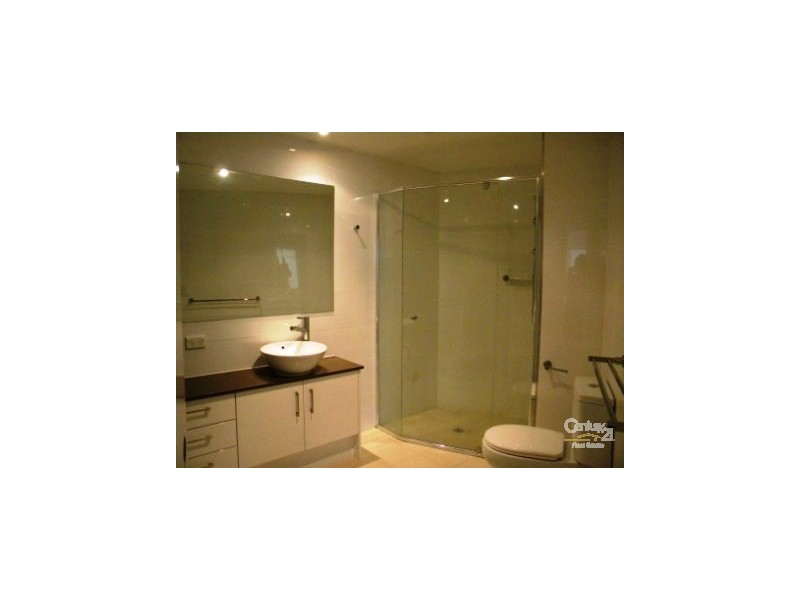 10/24 Tarcoola Cresent, Chevron Island QLD 4217