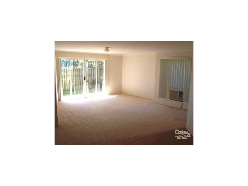 20 Harrow Place, Arundel QLD 4214