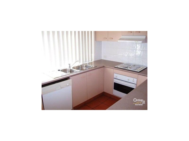 20 Harrow Place, Arundel QLD 4214