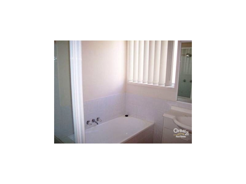 20 Harrow Place, Arundel QLD 4214