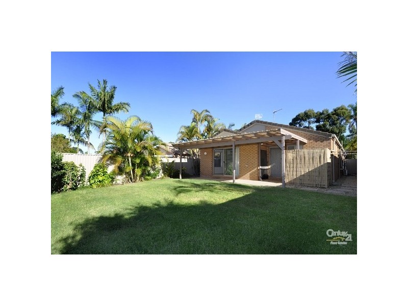 77 Cheltenham Drive, Robina QLD 4226