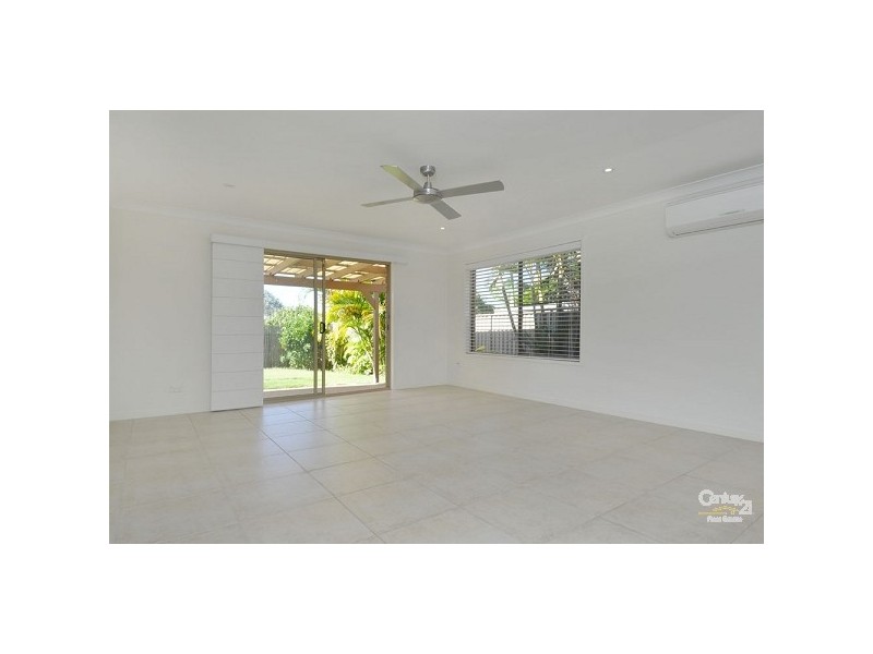 77 Cheltenham Drive, Robina QLD 4226