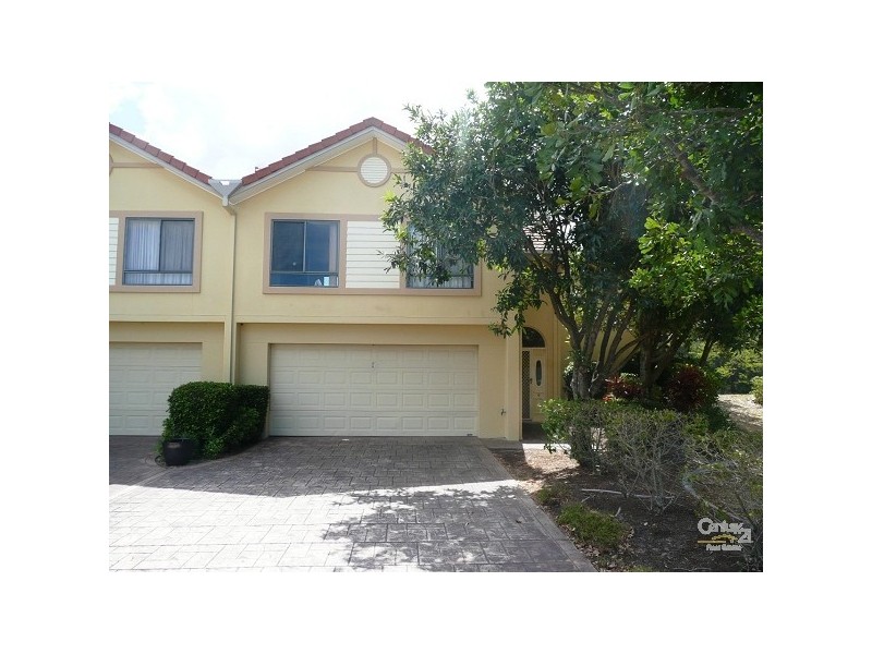 166/125 Santa Cruz Boulevard, Clear Island Waters QLD 4226