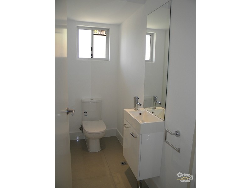 280 Hedges Avenue, Mermaid Beach QLD 4218