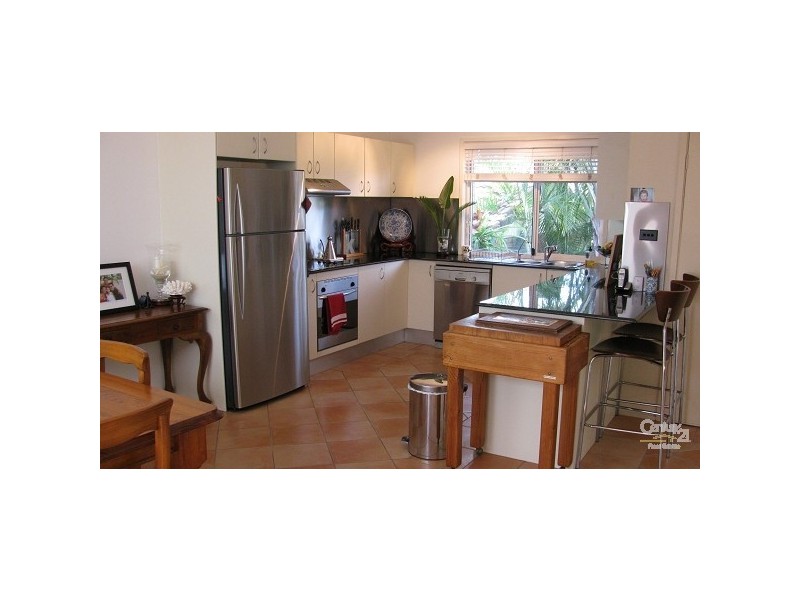 1/38 Killarney Avenue, Robina QLD 4226