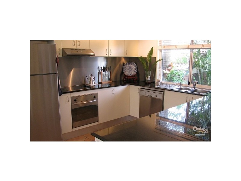 1/38 Killarney Avenue, Robina QLD 4226
