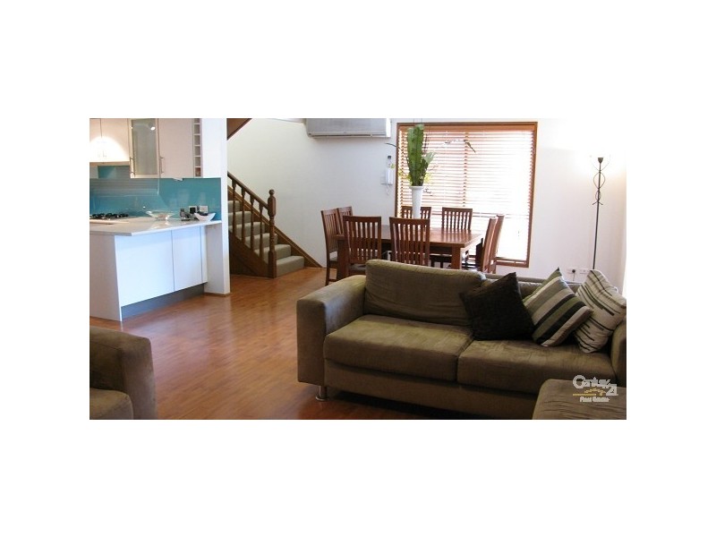 2/2220 Gold Coast Highway, Mermaid Beach QLD 4218