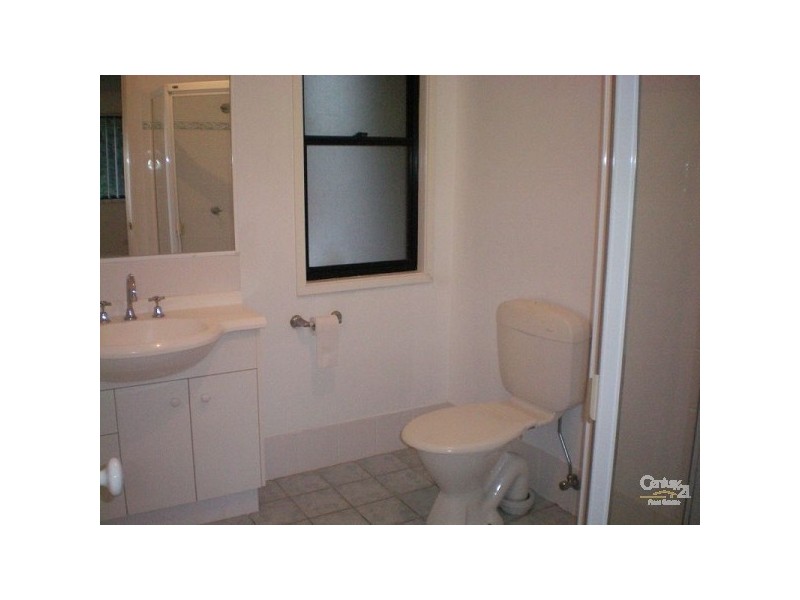 7/4 Karri Court, Burleigh Heads QLD 4220