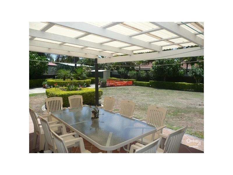 25 Birigun Street, Mermaid Waters QLD 4218