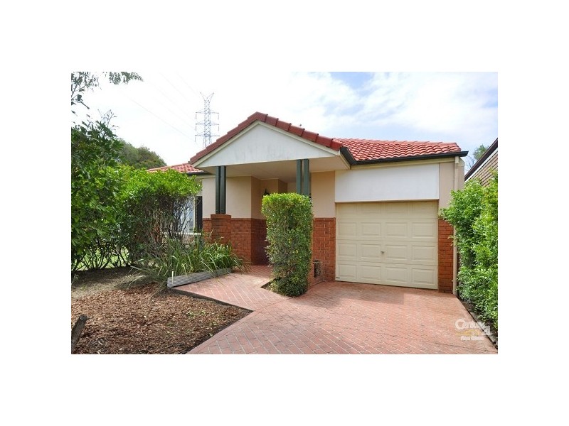 7 Priddeys Road, Robina QLD 4226