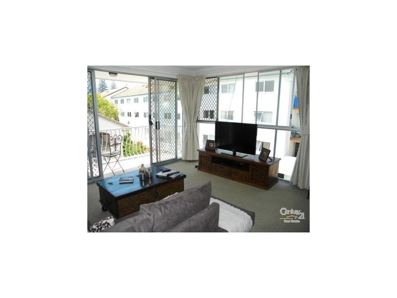 6/16 Riviera Place, Miami QLD 4220
